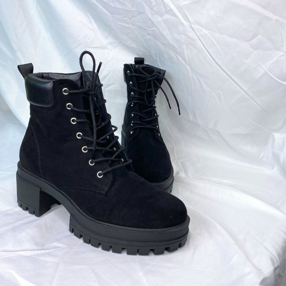F21 boots